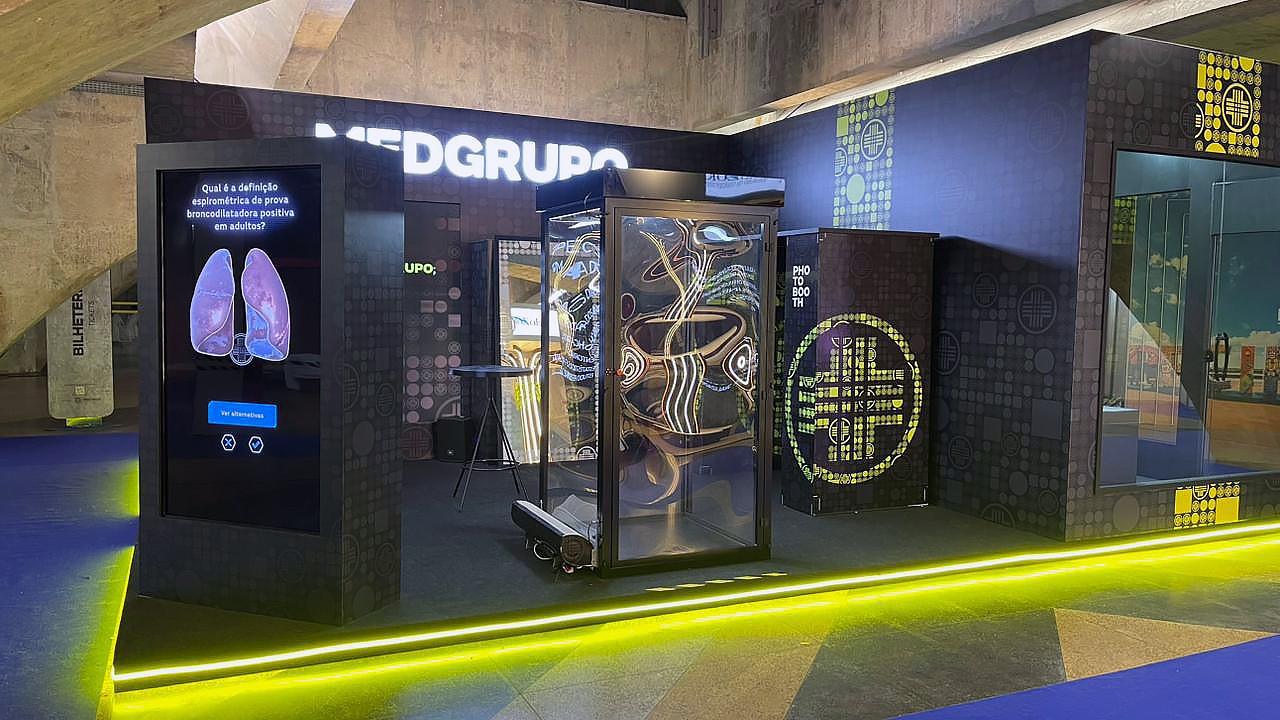 Experiência e inovação em cada detalhe: estande MedGrupo – CBCM Olinda (PE) — 2