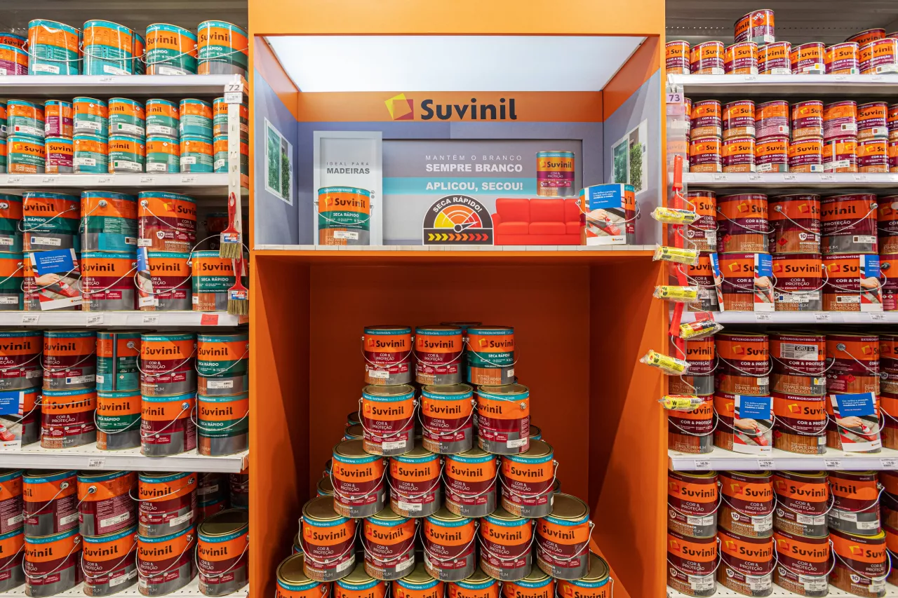 Gôndola promocional Suvinil