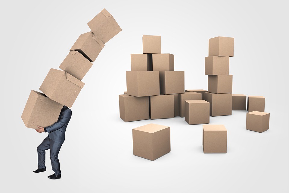 Qual a diferença entre picking e packing?